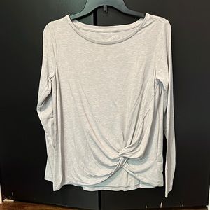 GAPFit long sleeve shirt with front twist. Size small.